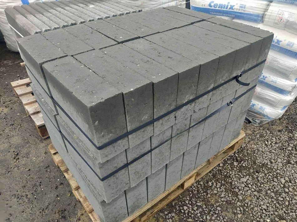 Ile waży bloczek betonowy 12, 14 i cała paleta (2)