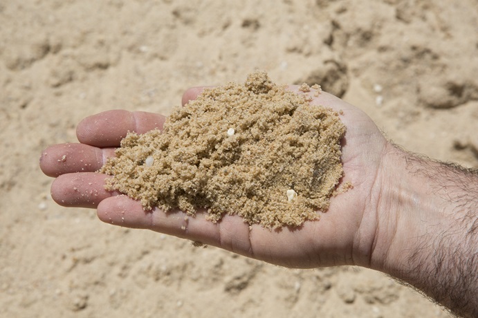 Ile waży m3 piasku Ile waży piasek kwarcowy i płukany