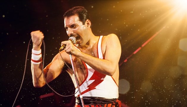 Freddie Mercury - kim jest, wiek, wzrost, waga, wykształcenie, rodzina, żona, dzieci, majątek